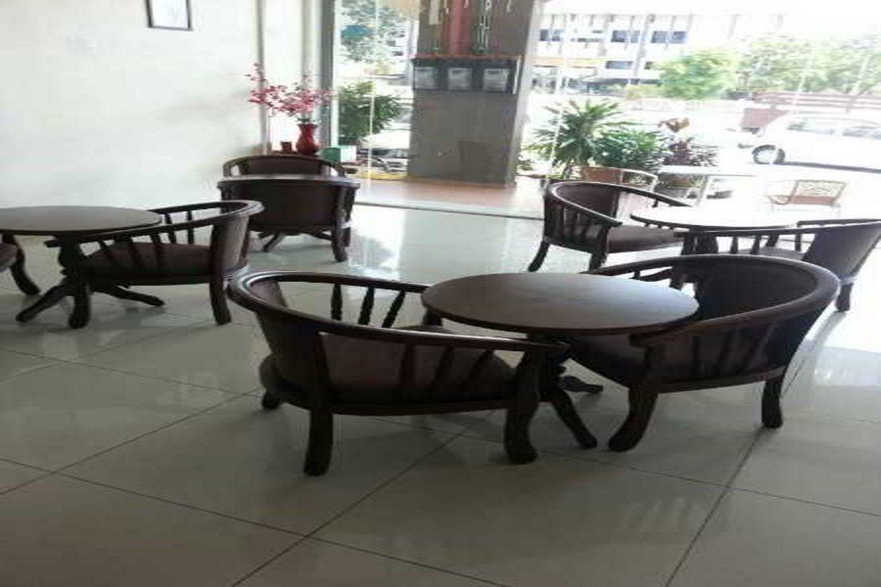 Oyo 301 River Inn Hotel Бътъруърт Екстериор снимка