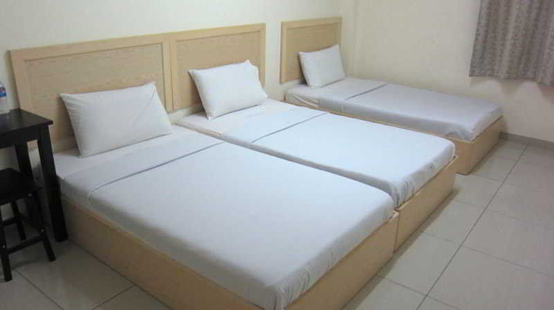 Oyo 301 River Inn Hotel Бътъруърт Екстериор снимка