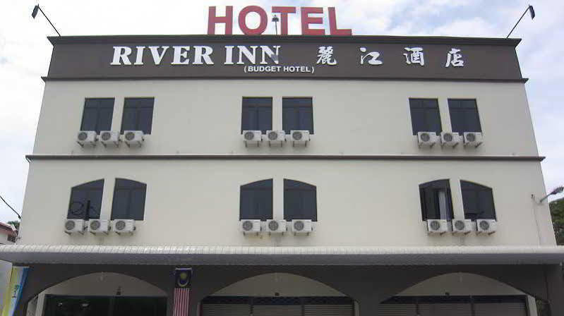 Oyo 301 River Inn Hotel Бътъруърт Екстериор снимка