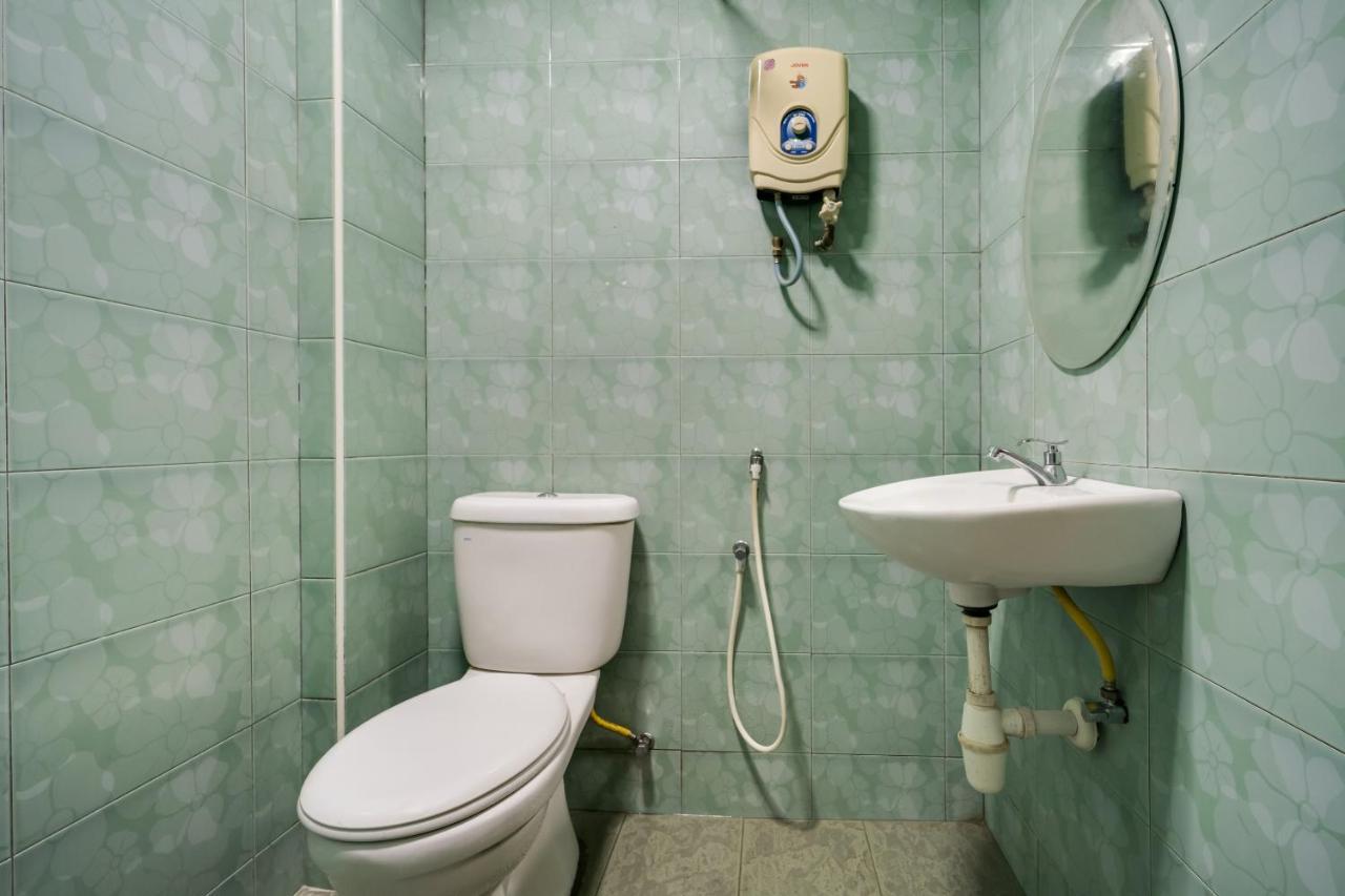 Oyo 301 River Inn Hotel Бътъруърт Екстериор снимка
